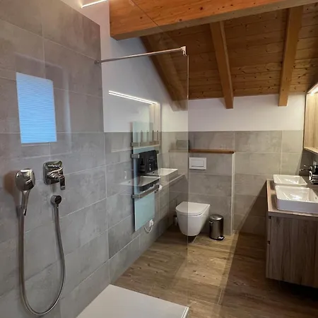 Haus Valluga * 圣安东阿尔贝格