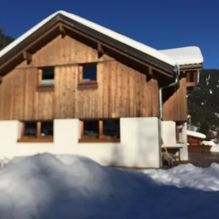 Haus Valluga *